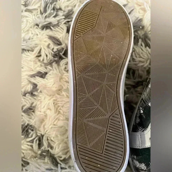 NEW OTBT court in tropical sneaker size 8.5 low top - Picture 5 of 8